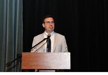 Boyları kadar kitap okudular, ödülleri kaptılar