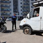 Bayraklı'da hurda araçlar kaldırılıyor