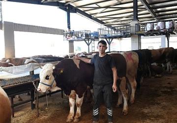 Başkan Aydın kurban pazarını ziyaret etti
