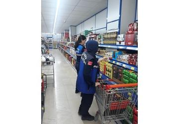 Büyükşehir zabıtasından market denetimi