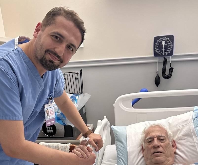 Türk Doktor New York’ta Hayat Kurtardı Türk Doktor New York’ta Hayat Kurtardı