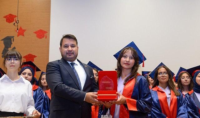 Kahramankazan'da Mezuniyet Sevinci Kahramankazan'da Mezuniyet Sevinci