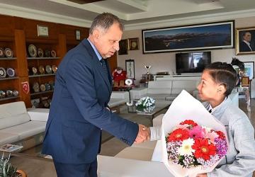 Minik Ege Eymen Ünal, 23 Nisan Başkanı oldu