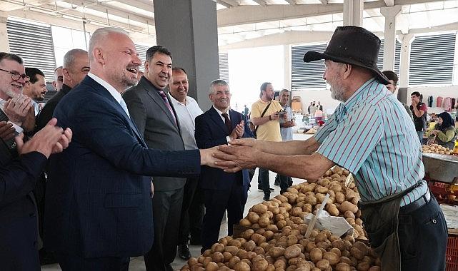 Menemen'de bir kapalı pazar yeri daha açıldı! Menemen'de bir kapalı pazar yeri daha açıldı!