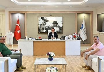 Başkan Topaloğlu'ndan ABB Başkanı Böcek'e ziyaret