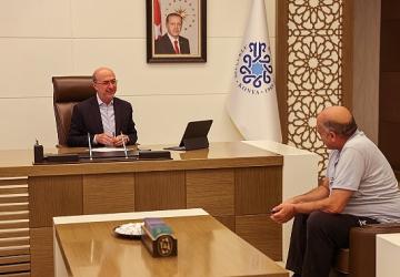 Başkan Pekyatırmacı Halk Günü'nde Vatandaşlarla Bir Araya Geldi