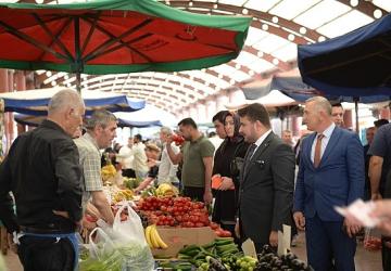 Gönüllere dokunan ziyaret