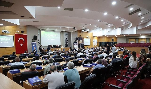 Başkan Muhittin Böcek çiftçilerle bir araya geldi Başkan Muhittin Böcek çiftçilerle bir araya geldi