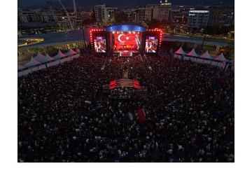 Büyükakın forma verdi, Fatma Turgut kutladı