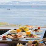 Anneler Günü'nde Marmara Denizi Manzarasında Brunch Keyfi: Sky167'de Annenize Lezzetle Taçlanan Bir Gün Hediye Edin!