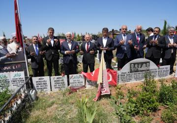 Başkan Tutdere, protokolle birlikte bayram ziyaretlerinde bulundu - Videolu Haber