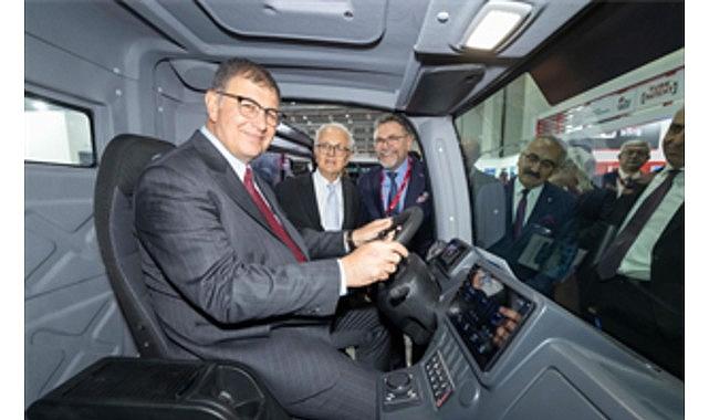 Tugay: İzmir enerjide Türkiye'nin başkenti olma yolunda ilerliyor Tugay: İzmir enerjide Türkiye'nin başkenti olma yolunda ilerliyor