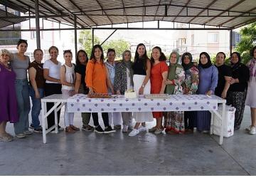 Aliağa Belediyesi'nden Helvacı'da Annelere Özel Eğitim