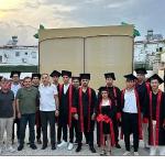 Öğrencilerin mezuniyet sevinci