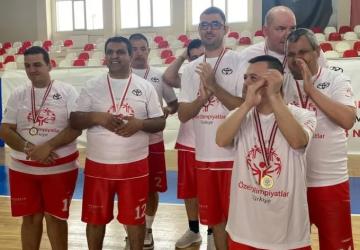 Balıkesirli Özel Çocuklar Ayvalık’a Altın Madalya Gururu Yaşattı