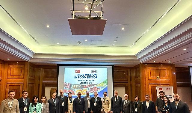 İngilizlerin sofralarını Türk lezzetleriyle donatmaya gittiler İngilizlerin sofralarını Türk lezzetleriyle donatmaya gittiler