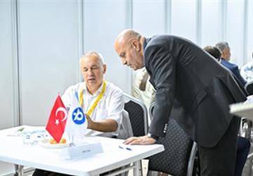 İzmir, temiz enerji alanında uluslararası buluşmalara ev sahipliği yaptı