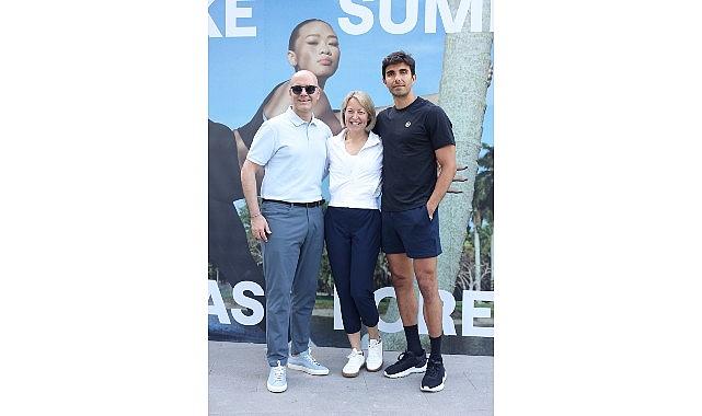 BB:lululemon, Hareket Dolu Etkinliklerle Türkiye'ye “Merhaba" Dedi BB:lululemon, Hareket Dolu Etkinliklerle Türkiye'ye “Merhaba" Dedi
