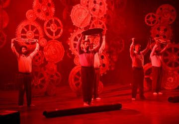 Şehir Tiyatrosu’nun ‘Misafir’i Gülnalılara Konuk Oldu