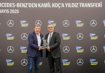 Kâmil Koç, 100. yılına Mercedes-Benz Türk otobüsleriyle ilerliyor