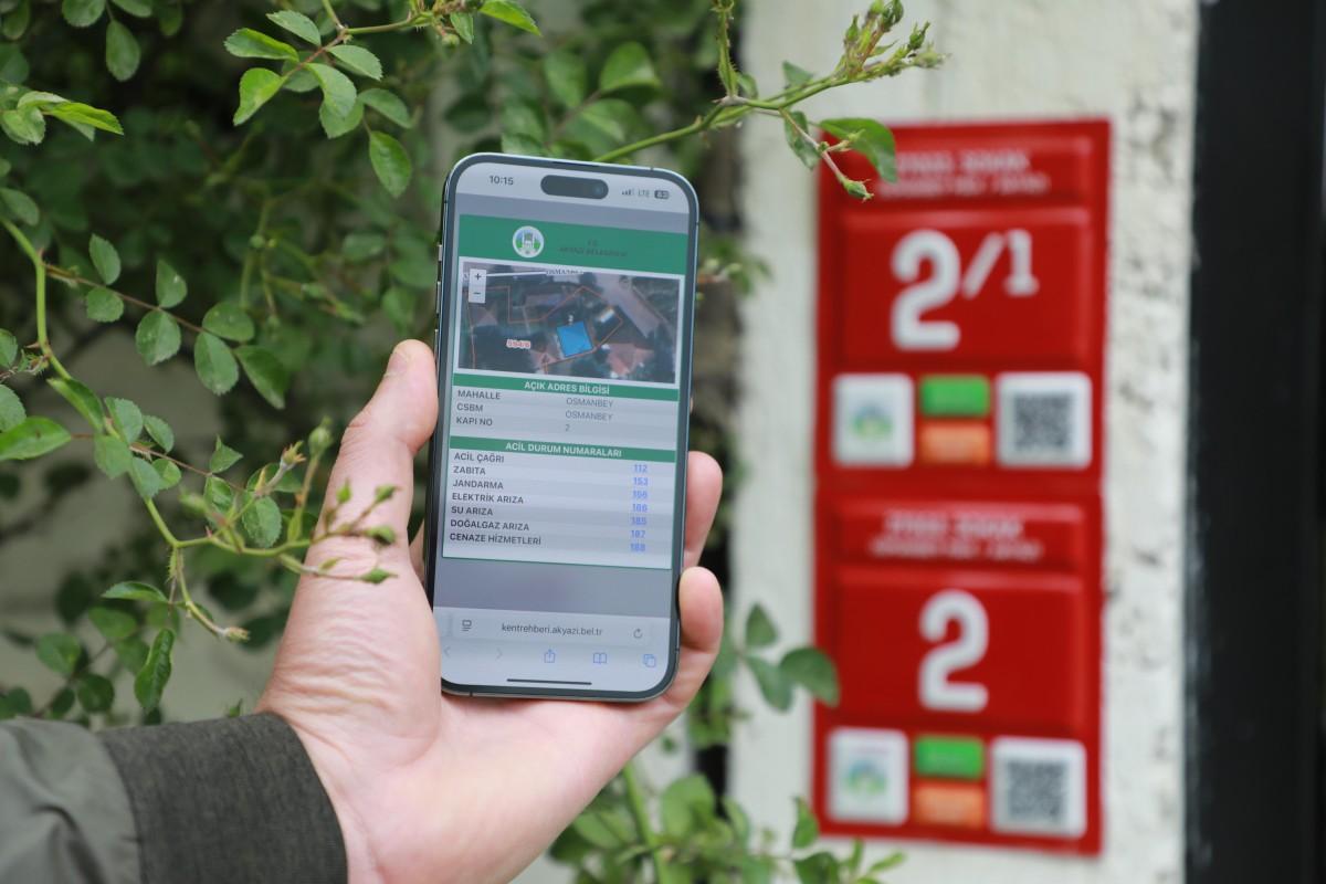 Akyazı’da cadde ve sokaklar yenileniyor: QR kodlu tabela dönemi başladı Akyazı’da cadde ve sokaklar yenileniyor: QR kodlu tabela dönemi başladı