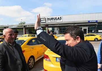 Başkan Aydın taksici esnafı ile kahvaltı yaptı