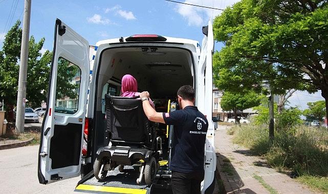 Bir rampa, iki hayat; "Engelsiz Taksi" umut oluyor Bir rampa, iki hayat; "Engelsiz Taksi" umut oluyor