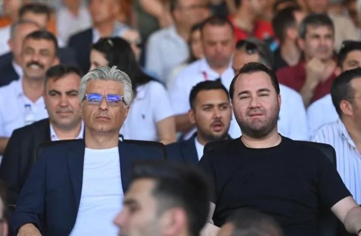 Balıkesirspor’a Play-Off Desteği: 10 Otobüs Taraftar Adana Yolunda Balıkesirspor’a Play-Off Desteği: 10 Otobüs Taraftar Adana Yolunda