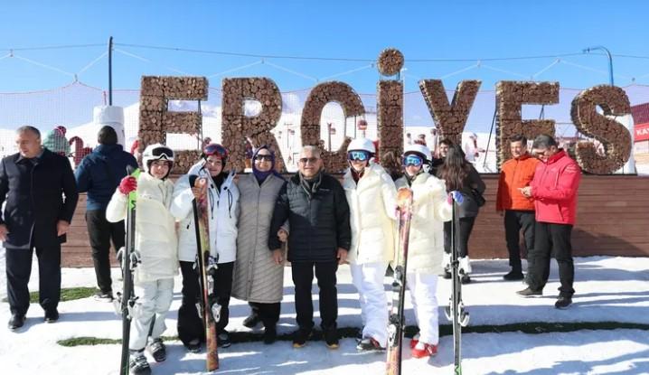 Erciyes, Türk Kayak Birliği Yolunda Erciyes, Türk Kayak Birliği Yolunda