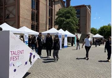 İş dünyasının önde gelenleri BİLGİ Talent Fest'te gençlerle buluştu