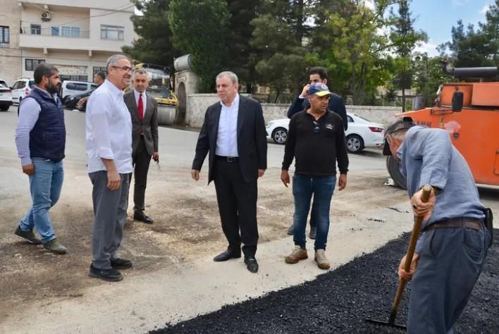 Mardin’de Asfalt Mesaisi: Başkan Şahin Sahada Mardin’de Asfalt Mesaisi: Başkan Şahin Sahada