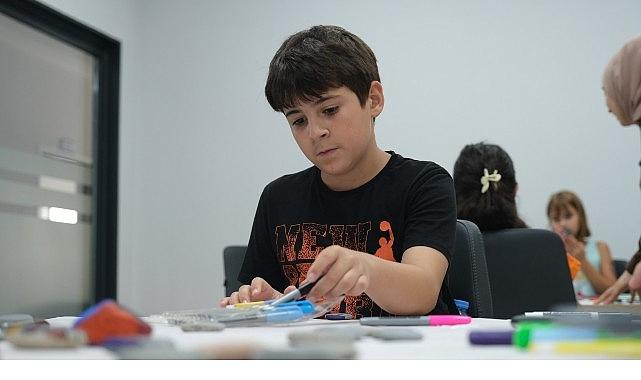 17 noktada 25.300 öğrenciye destek 17 noktada 25.300 öğrenciye destek