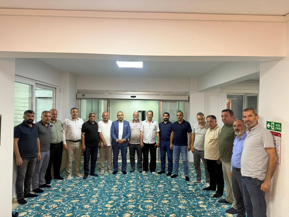 AK Parti İl Başkanı Kablan’dan Kent Konseyine ziyaret: Rehabilitasyon talebi ve ortak akıl vurgusu AK Parti İl Başkanı Kablan’dan Kent Konseyine ziyaret: Rehabilitasyon talebi ve ortak akıl vurgusu