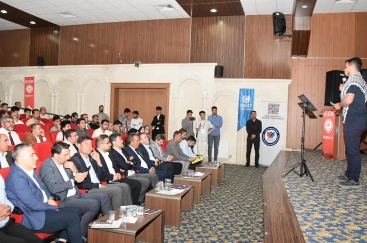 Mardin’de Gazze Temalı Şiir Dinletisi Yoğun İlgi Topladı Mardin’de Gazze Temalı Şiir Dinletisi Yoğun İlgi Topladı