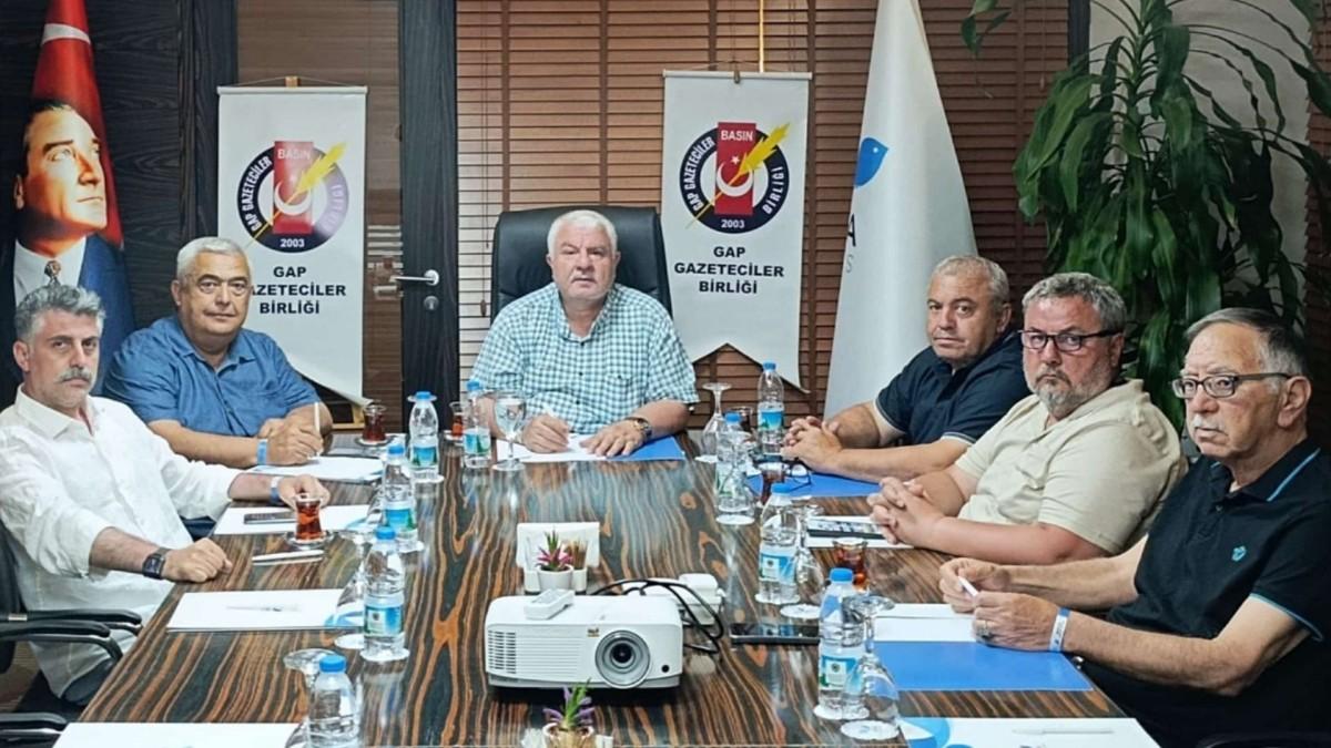 GAP Gazeteciler Birliği Antalya Çalıştayı sona erdi: Deprem bölgesindeki basın ve dayanışma masaya yatırıldı GAP Gazeteciler Birliği Antalya Çalıştayı sona erdi: Deprem bölgesindeki basın ve dayanışma masaya yatırıldı