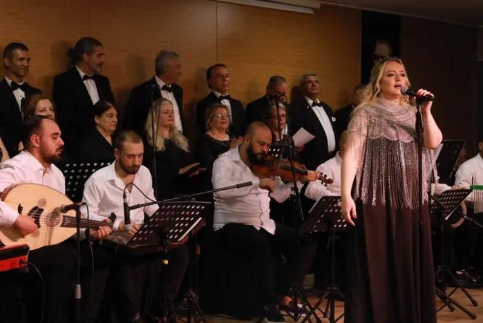 Keçiören’de Hicaz Makamında Müzik Ziyafeti Keçiören’de Hicaz Makamında Müzik Ziyafeti