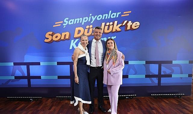 Son Düzlük Lansmanı Veliefendi'de Büyük İlgi Topladı Son Düzlük Lansmanı Veliefendi'de Büyük İlgi Topladı