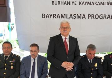 Burhaniye'de Bayramlaşma Töreni Yapıldı