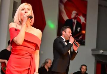 Manisa’da Pop Orkestrası İlk Performansını Gerçekleştirdi