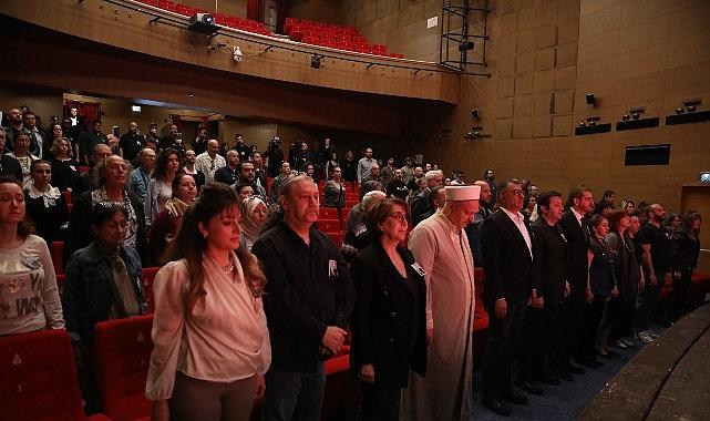 Naşit Özcan son yolculuğuna uğurlandı Naşit Özcan son yolculuğuna uğurlandı