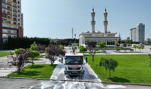 Selçuklu Belediyesi bayram öncesi hazırlıklarını tamamladı Selçuklu Belediyesi bayram öncesi hazırlıklarını tamamladı