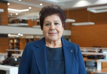 Ev dışında yemek, büyük porsiyonlar, moda diyetler kilo alımını artırıyor