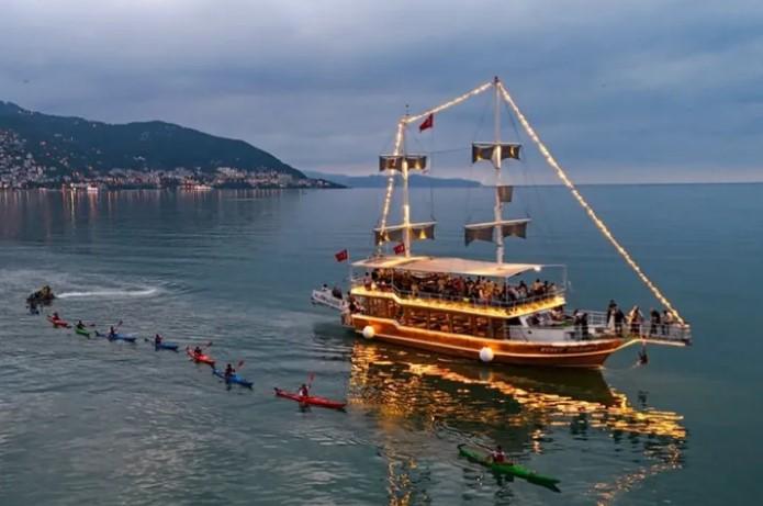 Karadeniz’de Kano Rüzgarı Esti Karadeniz’de Kano Rüzgarı Esti