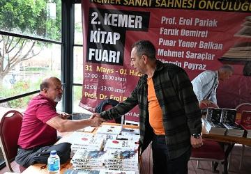 Kemer Kitap Fuarı başladı