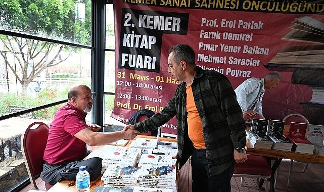 Kemer Kitap Fuarı başladı