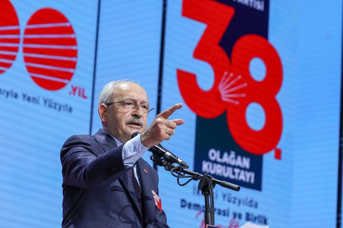 Kılıçdaroğlu 'Mağdur' sıfatıyla ifadeye çağrıldı: 'Duruşum değişmedi, gitmeyeceğim' Kılıçdaroğlu 'Mağdur' sıfatıyla ifadeye çağrıldı: 'Duruşum değişmedi, gitmeyeceğim'
