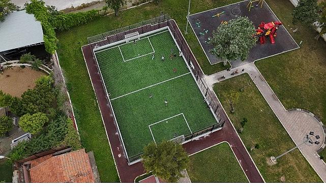 Konak'tan Yenidoğan Parkı'na modern saha Konak'tan Yenidoğan Parkı'na modern saha