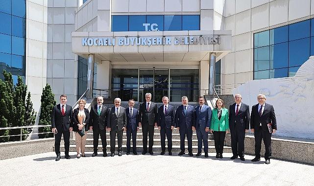 Sağlık Bakanı Memişoğlu'ndan Başkan Büyükakın'a teşekkür Sağlık Bakanı Memişoğlu'ndan Başkan Büyükakın'a teşekkür