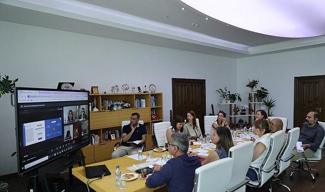 Karabağlar Belediyesi'nin Dönüşüm Projesi'ne İZKA'dan Destek Karabağlar Belediyesi'nin Dönüşüm Projesi'ne İZKA'dan Destek
