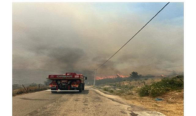 Karaburun'da yangın alarmı Karaburun'da yangın alarmı